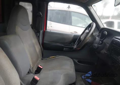 2002 Ford Ranger Edge/Tremor/Xlt from USA, damaged, VIN 1FTYR44U82TA54595